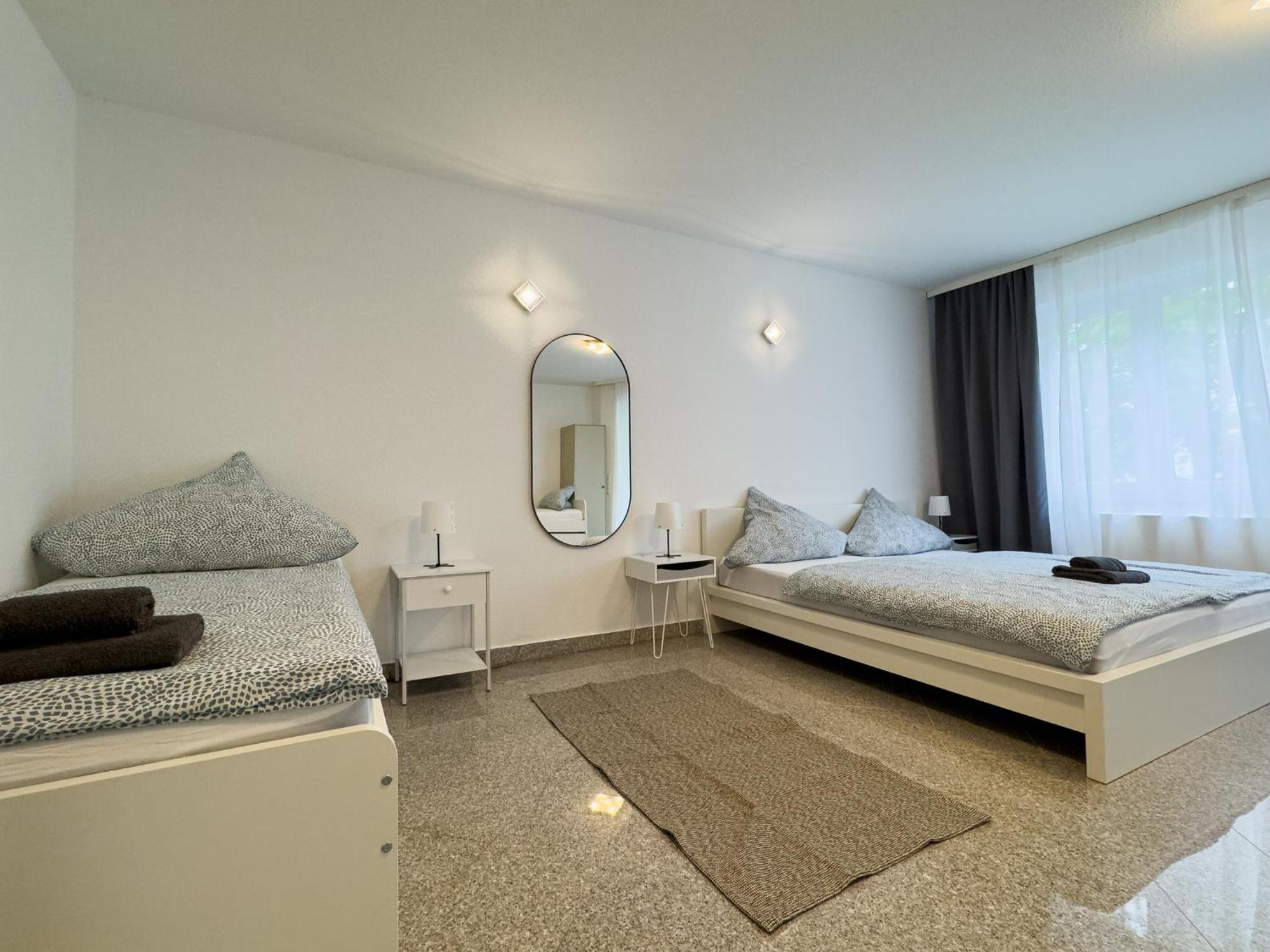 110Qm - 4 Zimmer - Privat Parkplatz - Zentral - Balkon - Mallibase Apartments Kassel Luaran gambar